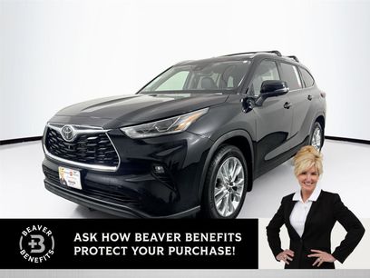 Used 2023 Toyota Highlander Limited