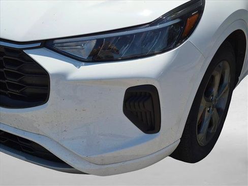 Used 2023 Ford Escape ST-Line w/ Tech Pack #1 FWD image 12