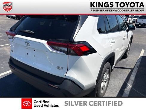 Used 2021 Toyota RAV4 XLE w/ Convenience Package AWD/4WD image 7