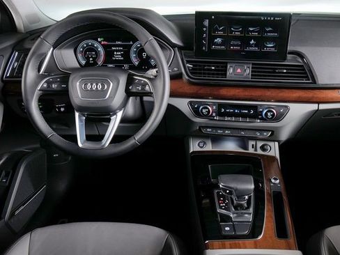 Certified 2022 Audi Q5 2.0T Premium Plus w/ Premium Plus Package image 13