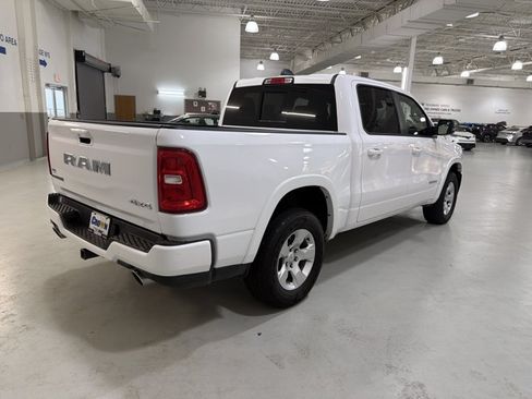 Used 2025 RAM 1500 Big Horn AWD/4WD image 9