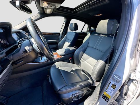 Used 2017 BMW X4 M40i image 23