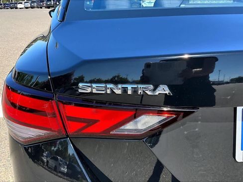 Used 2024 Nissan Sentra S FWD image 9