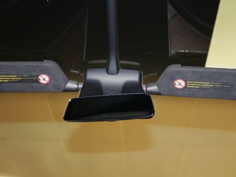 Used 2020 Tesla Model X image 94