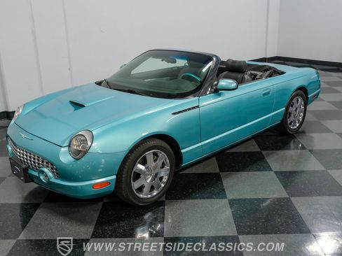Used 2002 Ford Thunderbird image 35