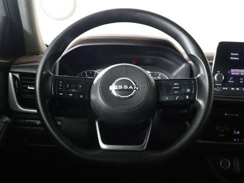 Used 2022 Nissan Rogue SV AWD/4WD image 31