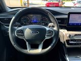 Used 2020 Ford Explorer XLT w/ Equipment Group 202A image 5