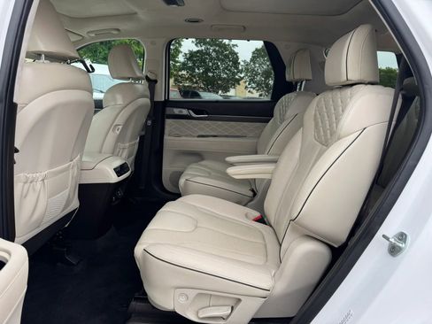 Used 2020 Hyundai Palisade Limited FWD image 19
