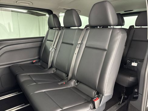 Used 2023 Mercedes-Benz Metris Passenger image 27