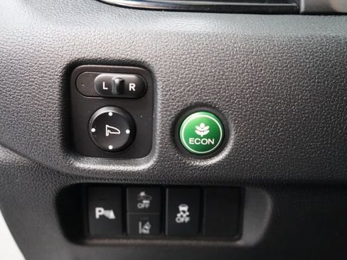Used 2022 Honda Pilot Touring image 22