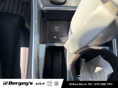 Used 2023 Hyundai Santa Fe Limited w/ Cargo Package AWD/4WD image 9