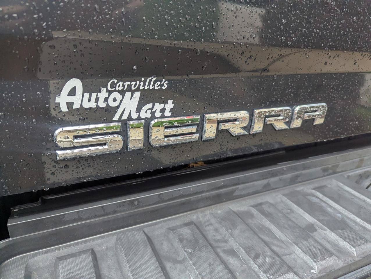 Used 2017 GMC Sierra 2500 Denali w/ Duramax Plus Package AWD/4WD image 28