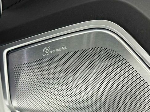 Used 2019 Porsche Cayenne Turbo image 20