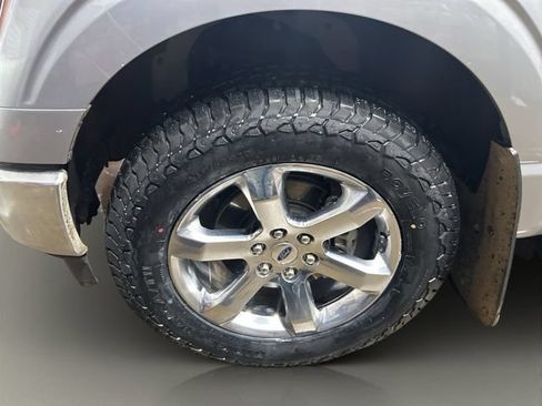 Used 2023 Ford F150 Lariat w/ Max Trailer Tow Package AWD/4WD image 8