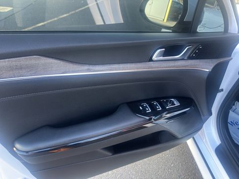 Used 2022 Kia K5 EX w/ EX Premium Package image 5