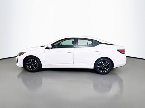 Used 2024 Nissan Sentra SV FWD image 6