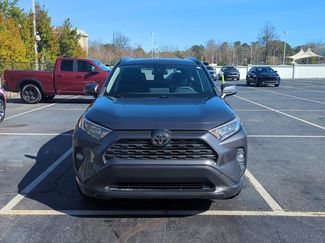 Used 2019 Toyota RAV4 XLE video 2