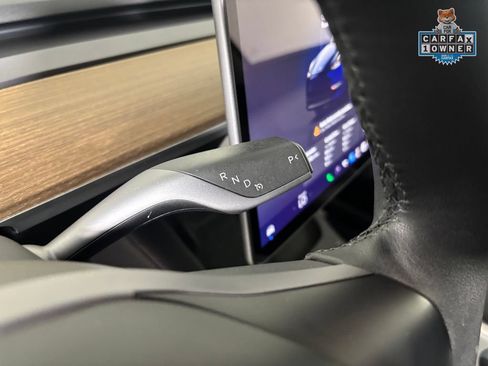 Used 2023 Tesla Model Y Performance AWD/4WD image 25