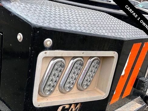 Used 2024 Chevrolet Silverado 3500 LT w/ Convenience Package image 23