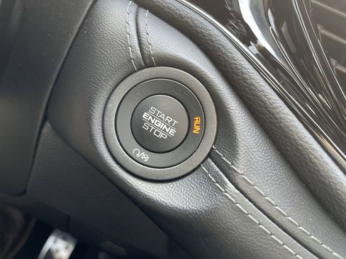 Used 2021 Dodge Durango GT image 17