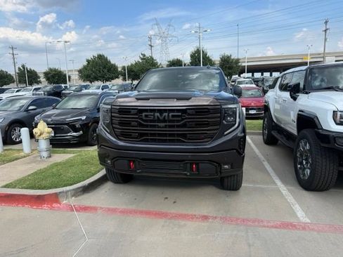 Used 2023 GMC Sierra 1500 AT4X AWD/4WD image 2