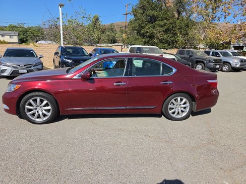 Used 2009 Lexus LS 460 RWD image 2