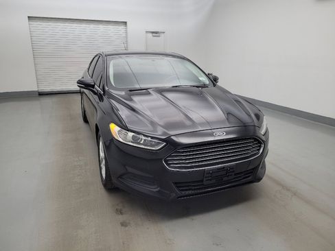 Used 2014 Ford Fusion SE FWD image 14