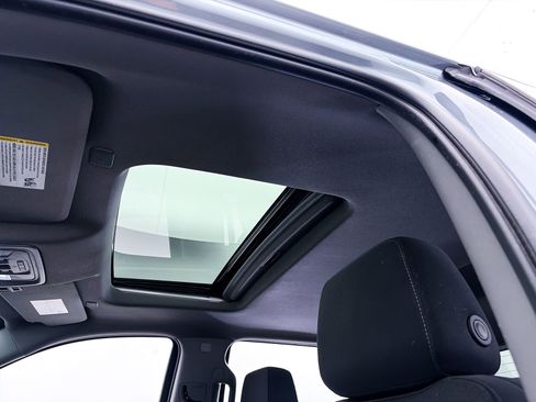 Used 2020 Chevrolet Silverado 1500 RST w/ Texas Edition image 3