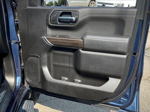 Used 2022 Chevrolet Silverado 1500 LT Trail Boss w/ Bed Protection Package image 23