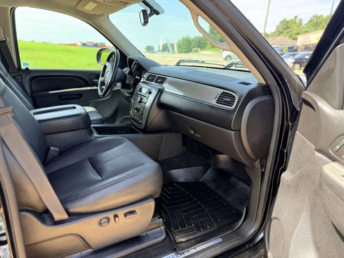 Used 2013 Chevrolet Silverado 1500 LTZ w/ LTZ Plus Package AWD/4WD image 19