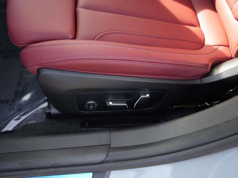 New 2026 BMW 330i Sedan w/ M Sport Package image 16