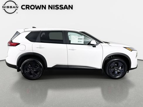 New 2026 Nissan Rogue SV image 4