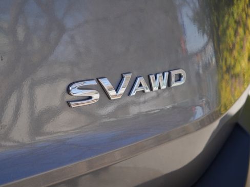 Used 2023 Nissan Rogue SV image 21