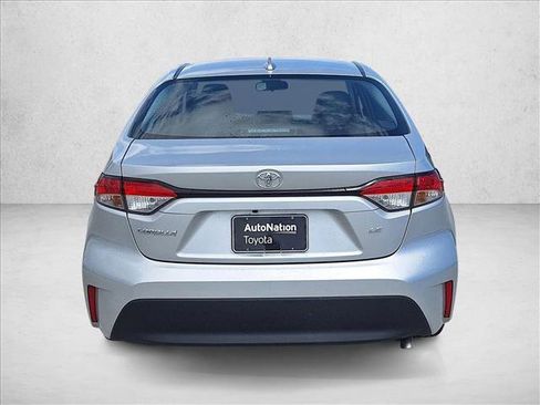 Used 2025 Toyota Corolla LE FWD image 6