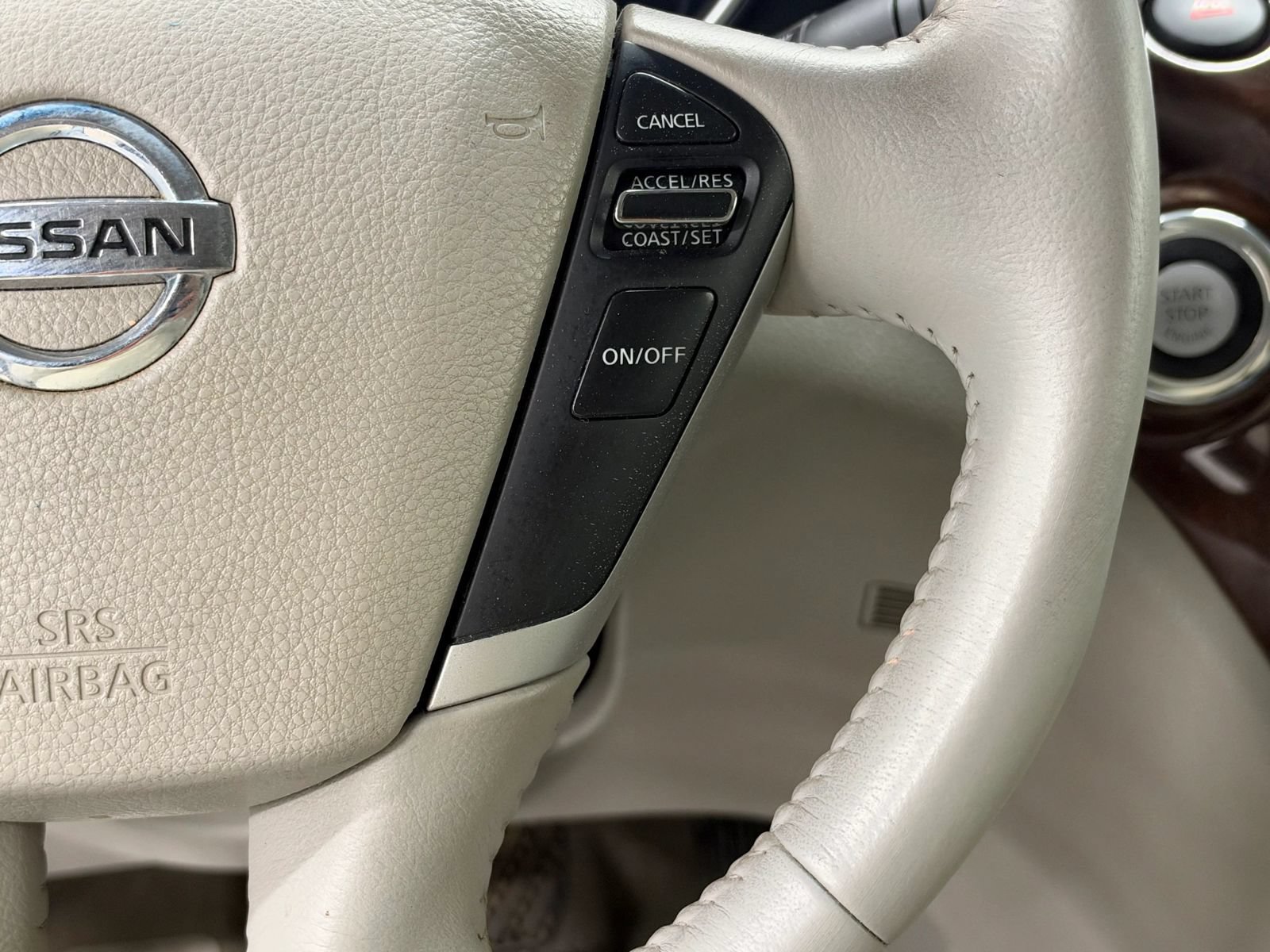 Used 2014 Nissan Quest SV w/ Leather Package FWD image 29