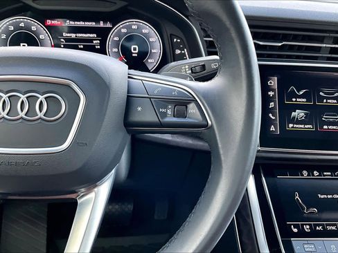 Used 2021 Audi Q7 2.0T Premium Plus w/ Executive Package image 24