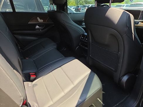 Certified 2024 Mercedes-Benz GLS 450 4MATIC image 11