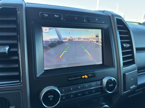 Used 2019 Ford Expedition Max XLT w/ Equipment Group 201A image 19