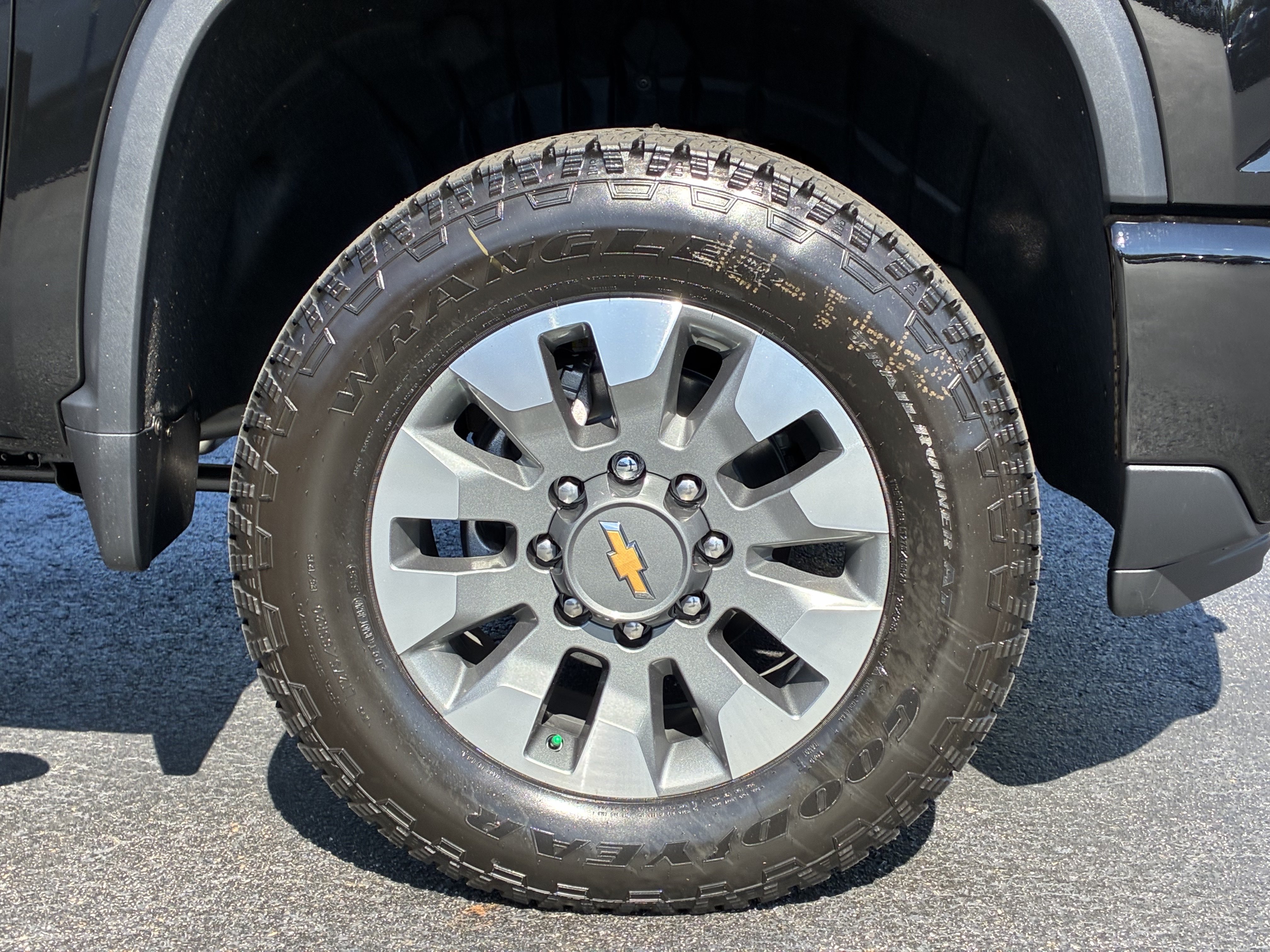 New 2026 Chevrolet Silverado 2500 Custom w/ Custom Value Package AWD/4WD image 6