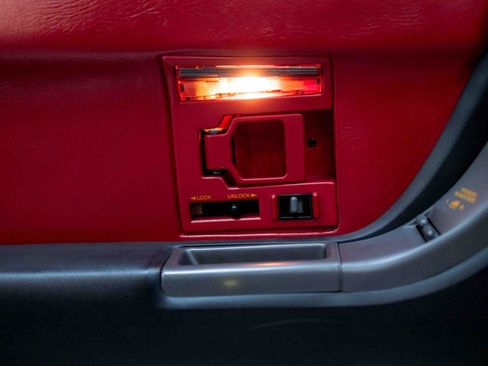 Used 1990 Chevrolet Corvette Convertible image 38