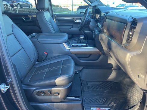 Used 2024 Chevrolet Silverado 1500 High Country w/ Z71 Off-Road Package image 12