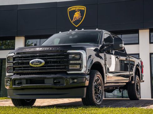 Used 2026 Ford F250 Platinum AWD/4WD image 1
