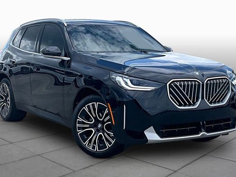 Used 2025 BMW X3 xDrive30i w/ Convenience Package AWD/4WD image 2