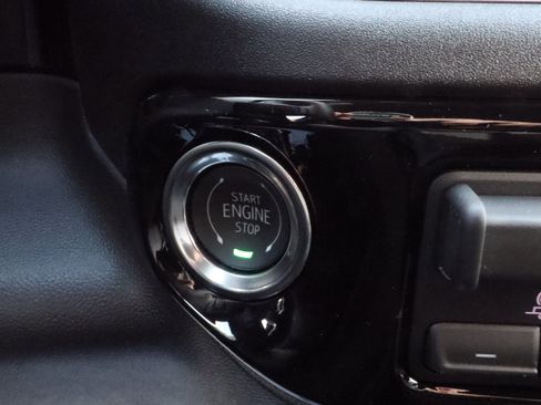 New 2025 GMC Sierra 2500 SLE w/ SLE Value Package; image 19