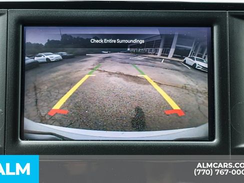 Used 2023 Chrysler Voyager LX FWD image 34