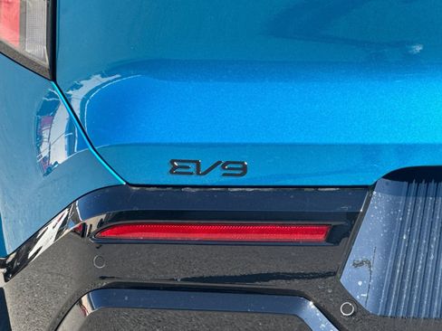 New 2026 Kia EV9 Land w/ Nightfall Edition Package image 27