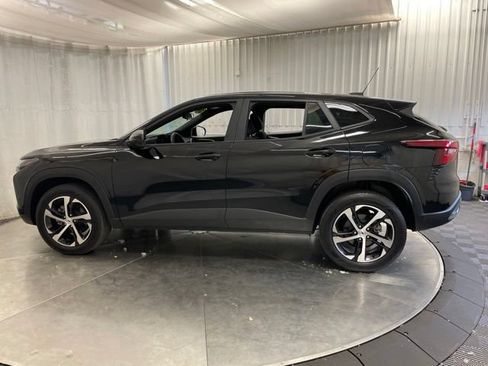 Used 2024 Chevrolet Trax RS FWD image 4