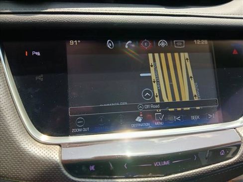 Used 2017 Cadillac XT5 Premium Luxury w/ LPO, Wheel Lock Package FWD image 12