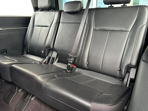 Used 2021 Ford Expedition XLT AWD/4WD image 15
