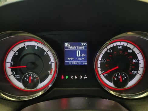 Used 2016 Dodge Grand Caravan SXT w/ Rear Park Assist Package FWD image 23